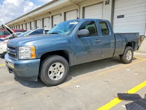 Chevrolet Silverado 1500 4.8L 8 2011