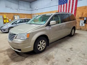 Chrysler Town & Country 3.8L 6 2009
