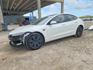 Tesla Model 3 2025