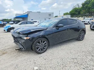 Mazda 3 2.5L 4 2023
