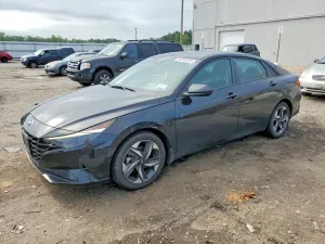 Hyundai Elantra 2.0L 4 2023