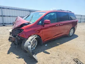 Toyota Sienna 3.5L 6 2012