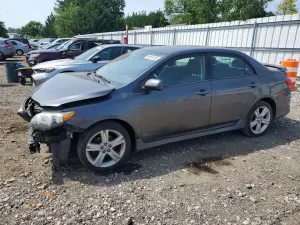 Toyota Corolla 1.8L 4 2013