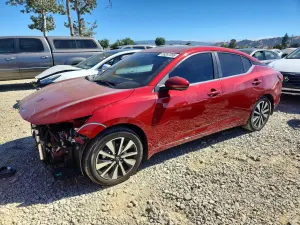 Nissan Sentra 2.0L 4 2025