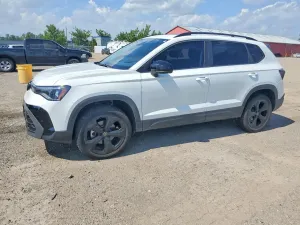 Volkswagen Taos 1.5L 4 2025