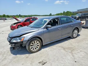 Volkswagen Passat 1.8L 4 2015