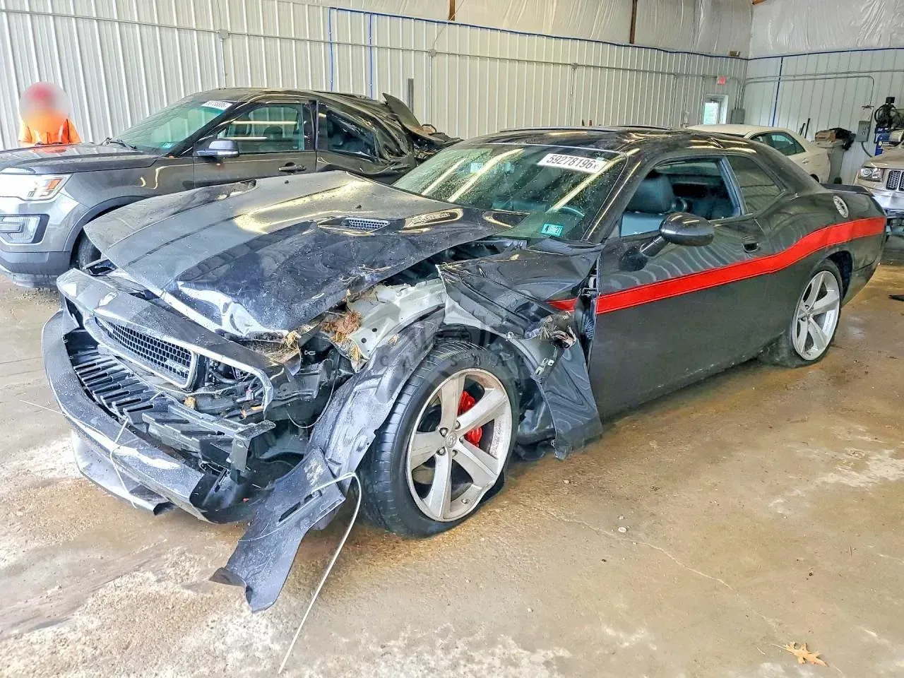 Dodge Challenger 6.1L 8 2009