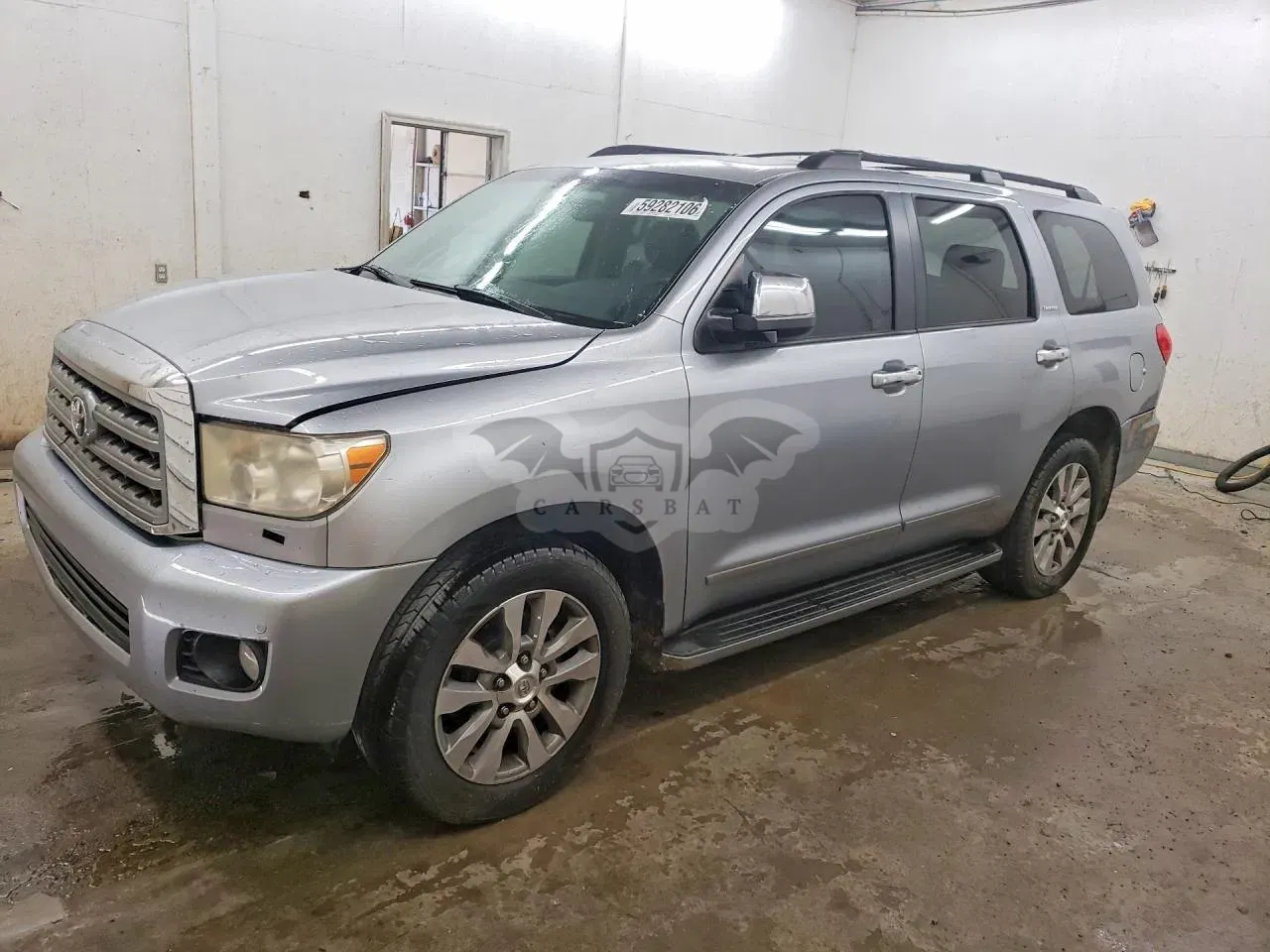 Toyota Sequoia 5.7L 8 2015
