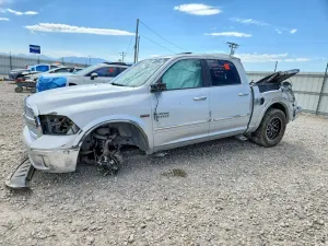 RAM 1500 5.7L 8 2015