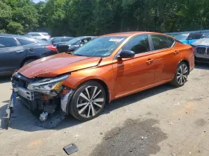 Nissan Altima 2.5L 4 2021
