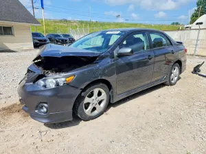 Toyota Corolla 1.8L 4 2013