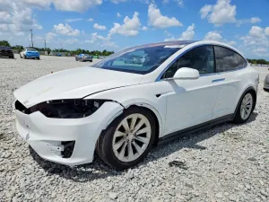 Tesla Model X 2016