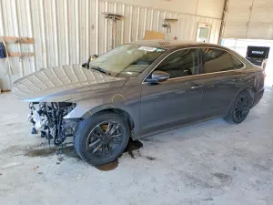Volkswagen Passat 2.0L 4 2020