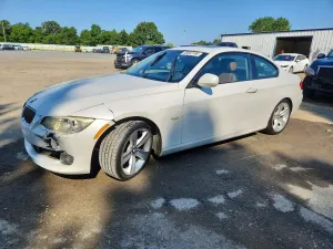 BMW 3 Series 3.0L 6 2011