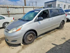 Toyota Sienna 3.5L 6 2008