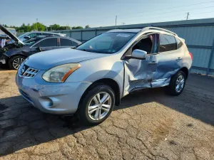 Nissan Rogue 2.5L 4 2013