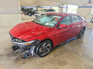 Hyundai Elantra 2.0L 4 2025