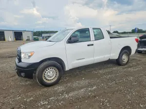 Toyota Tundra 4.6L 8 2010