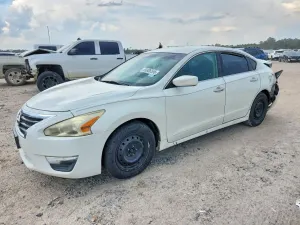 Nissan Altima 2.5L 4 2014