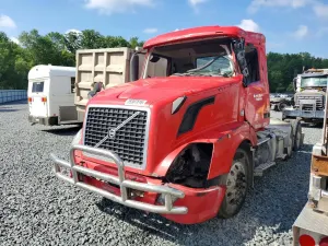 Volvo VN 12.8L 6 2015