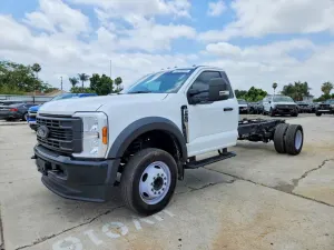 Ford F550 6.7L 8 2024