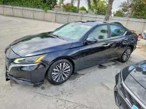 Nissan Altima 2.5L 4 2023