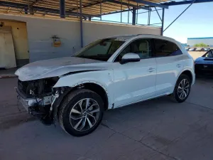 Audi Q5 2.0L 4 2023