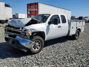 Chevrolet Silverado 1500 6.6L 8 2013