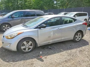 Hyundai Elantra 1.8L 4 2013