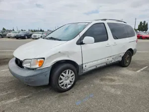 Toyota Sienna 3.0L 6 2000