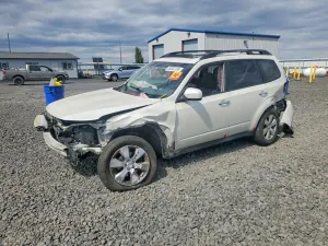 Subaru Forester 2.5L 4 2010
