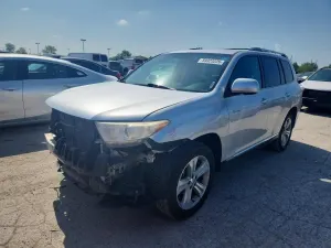 Toyota Highlander 3.5L 6 2013