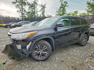 Toyota Highlander 3.5L 6 2016