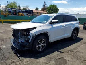 Toyota Highlander 3.5L 6 2016