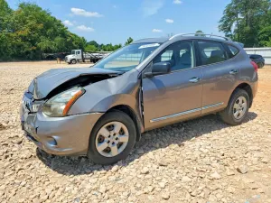 Nissan Rogue 2.5L 4 2015