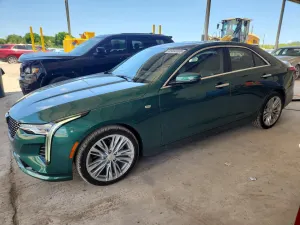 Cadillac CT4 2.0L 4 2025