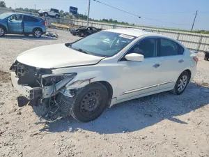 Nissan Altima 2.5L 4 2015