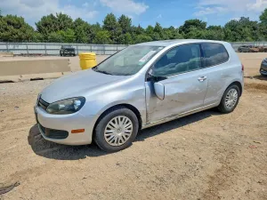 Volkswagen Golf 2.5L 5 2010