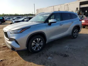 Toyota Highlander 3.5L 6 2020