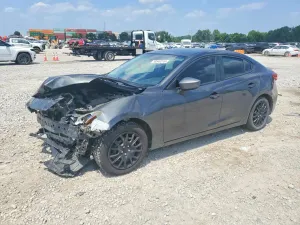 Mazda 3 2.0L 4 2015