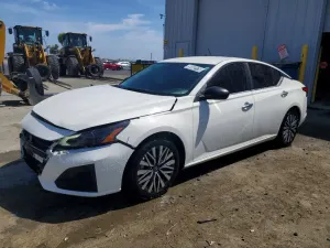 Nissan Altima 2.5L 4 2025