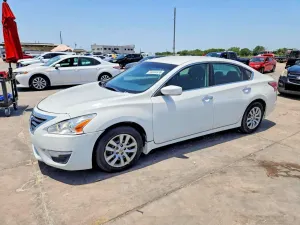 Nissan Altima 2.5L 4 2015