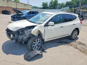 Nissan Rogue 2.5L 4 2013