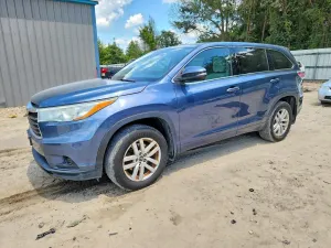 Toyota Highlander 3.5L 6 2016