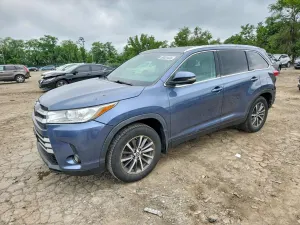 Toyota Highlander 3.5L 6 2019