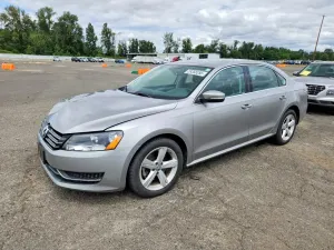 Volkswagen Passat 2.5L 5 2013