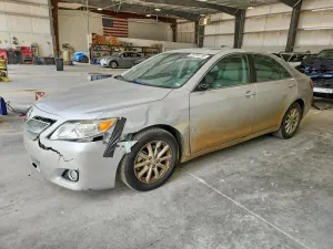 Toyota Camry 2.5L 4 2010