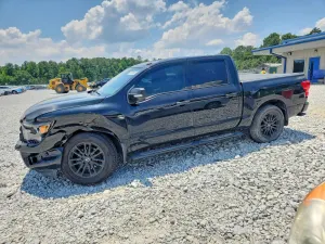 Nissan Titan 5.6L 8 2019