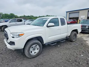 Toyota Tacoma 2.7L 4 2023