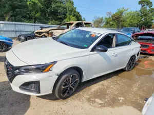 Nissan Altima 2.5L 4 2024